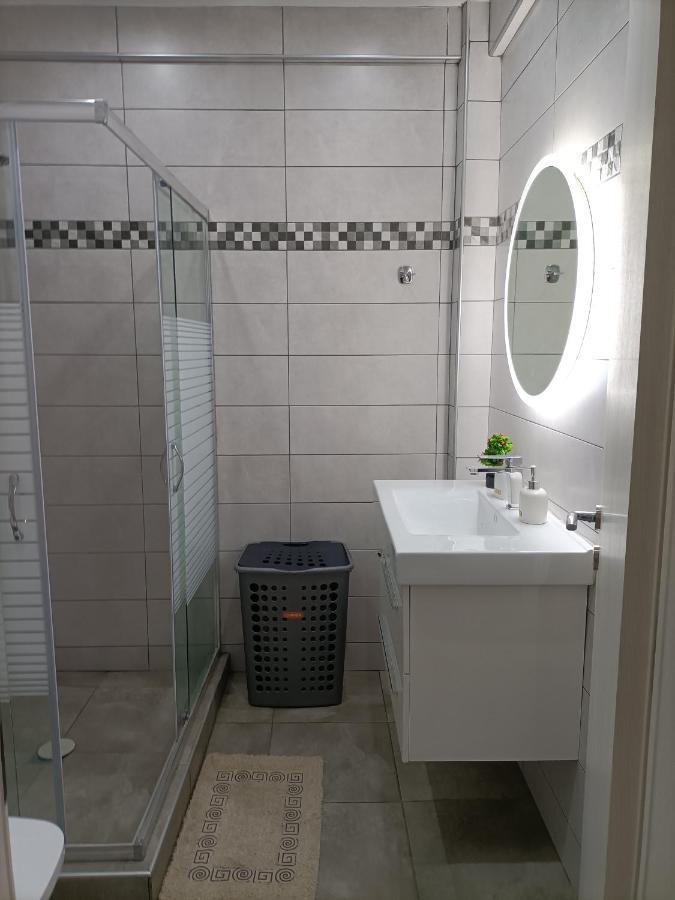 Ferienwohnung Travelers Tranquil & Chillout Apt Athen Exterior foto